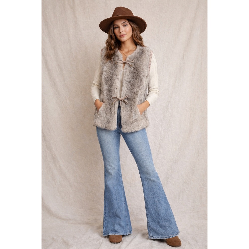 Hillmoor New York Faux Fur Vest Women's Knit Sleeves Tie Front‎ Gray
